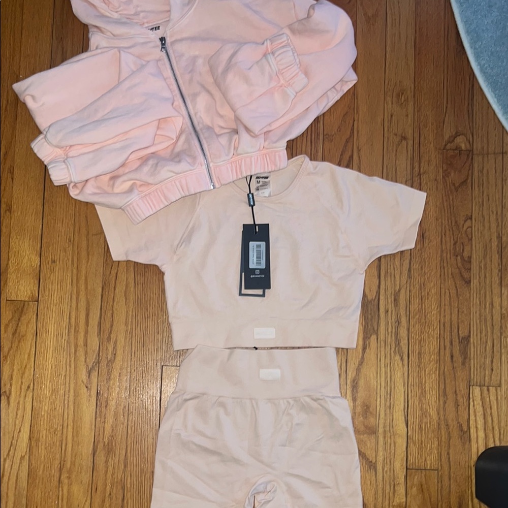 Women's pink activewear set
